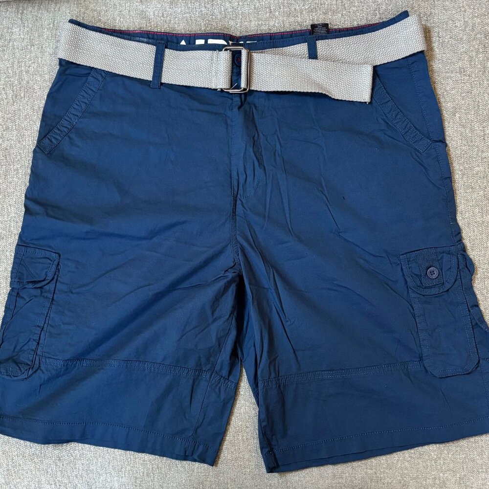 AIRWALK - Men's Cargo Shorts - Size 38